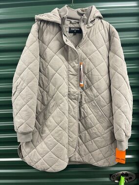 Kensie Quilted Bomber Jacket in Light Taupe